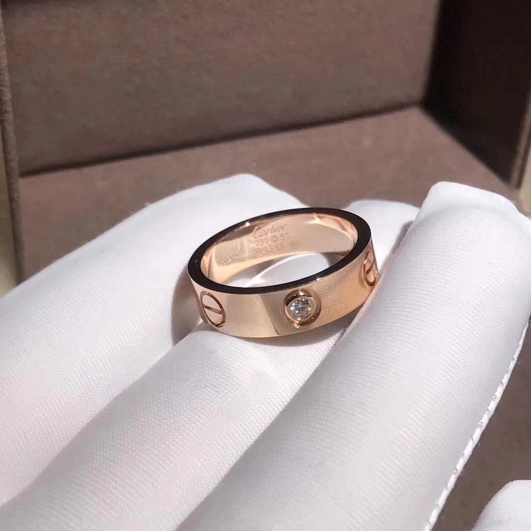 Cartier Love Wedding Band 18k Pink Gold with a Diamond