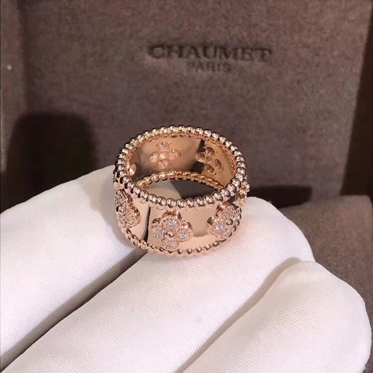 Authentic Van Cleef & Arpels Perlée Clovers Ring Pink Gold & Diamond