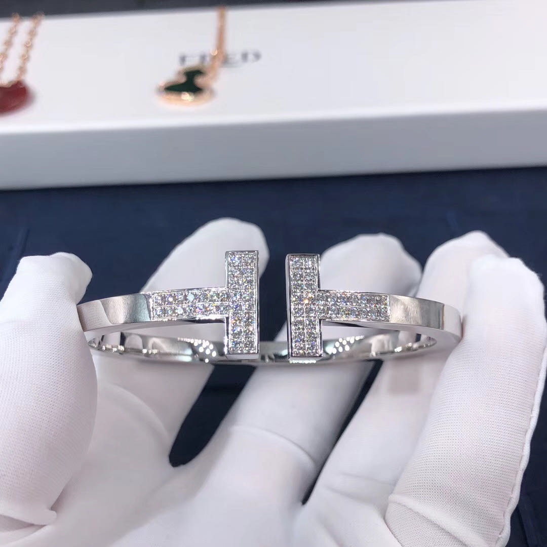 Inspired Tiffany T square bracelet in 18k white gold with pavé diamond