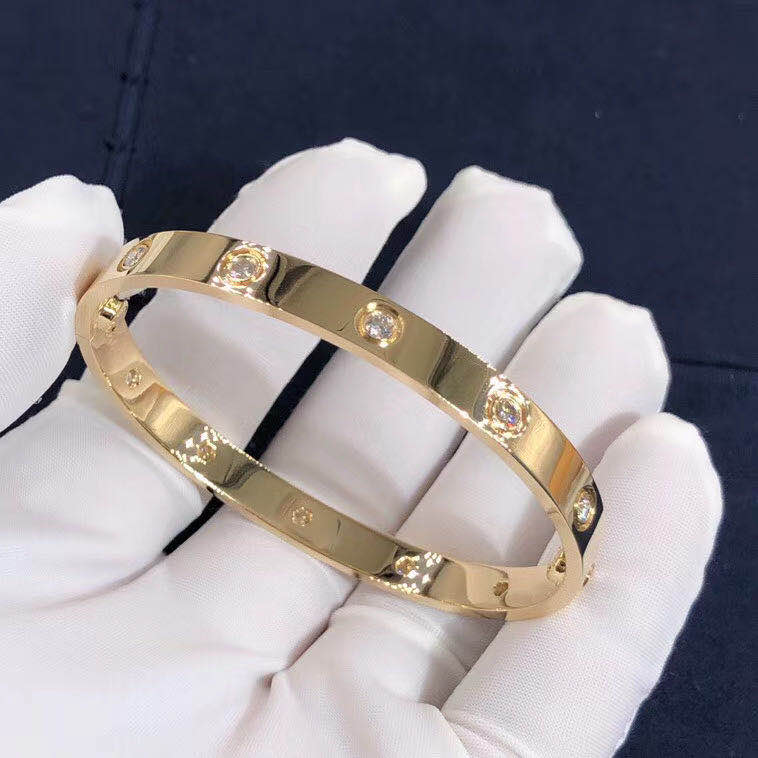 Cartier Love 10-Diamond 18k Yellow Gold Bracelet B6040717