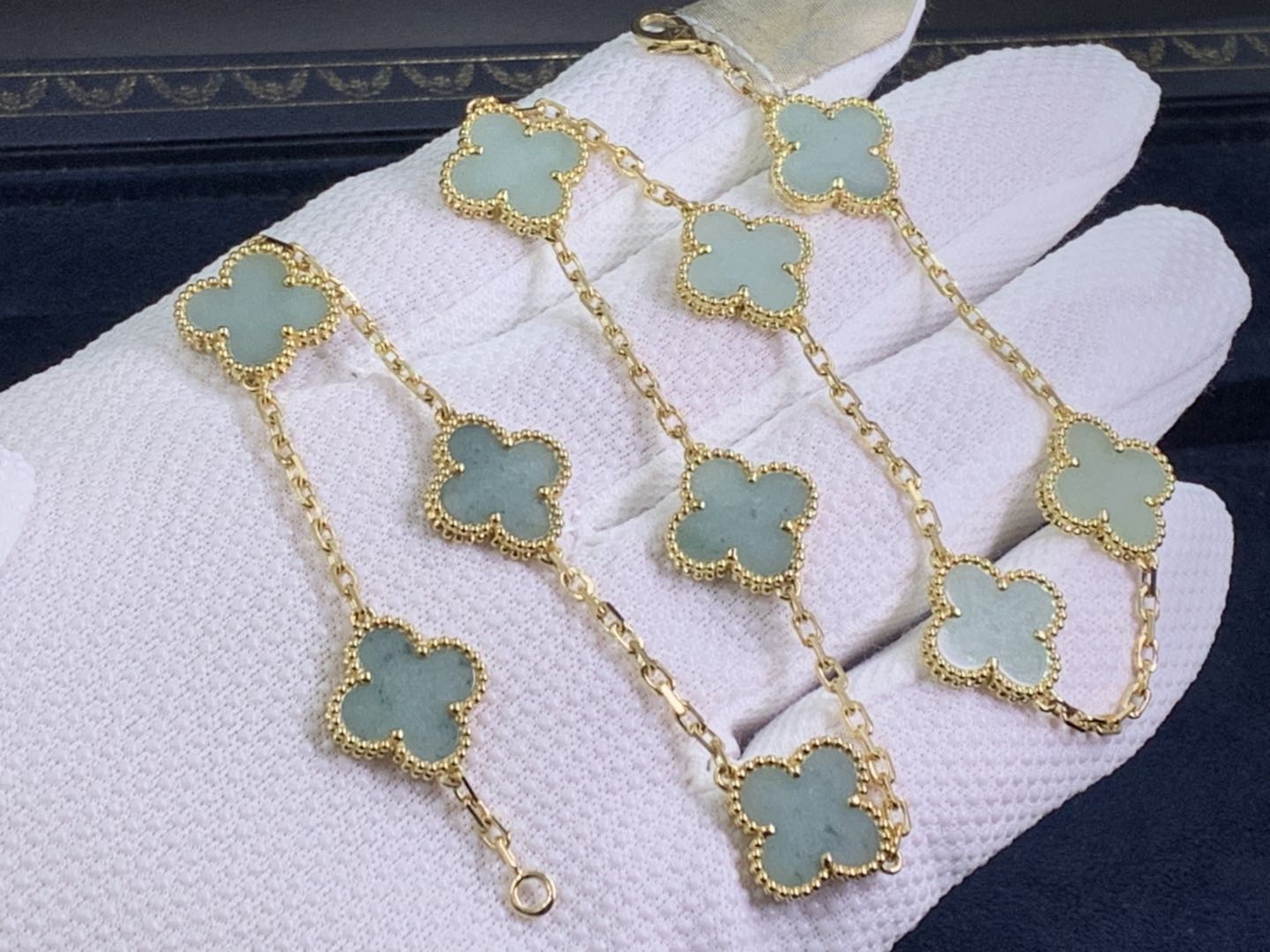 18k Yellow Gold Van Cleef & Arpels Vintage Alhambra Necklace 10 Motifs Mother-of-pearl