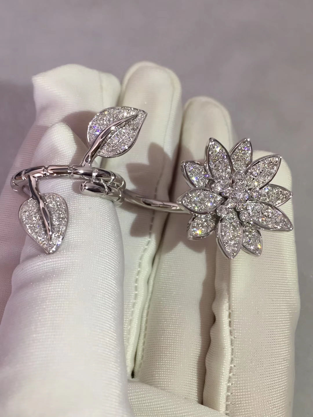 Inspired Van Cleef and Arpels Diamond ‘Lotus’ Between the Finger Ring 18K White Gold