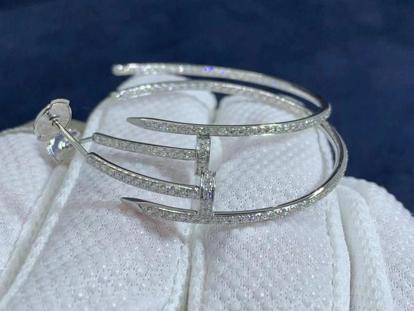 Juste Un Clou De Cartier 18k White Gold Diamonds Earrings N8515008